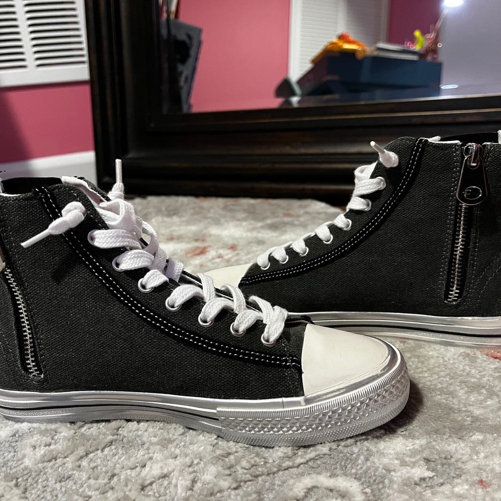VINTAGE HAVANA SNEAKERS SZ7 - Almost New - Picture 9 of 10